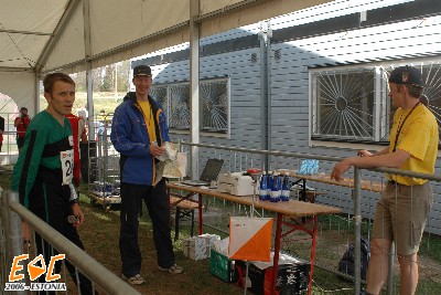 Downloading results at finish